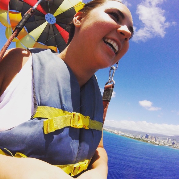 Meet your Posher, Madalyn - Picture 5 of 7